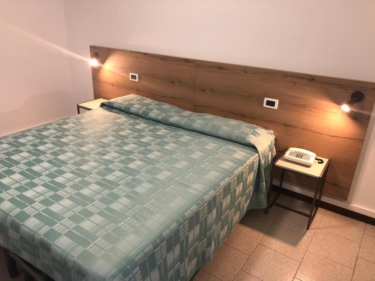Albergo Ristorante La Greppia Montedivalli Chiesa Εξωτερικό φωτογραφία