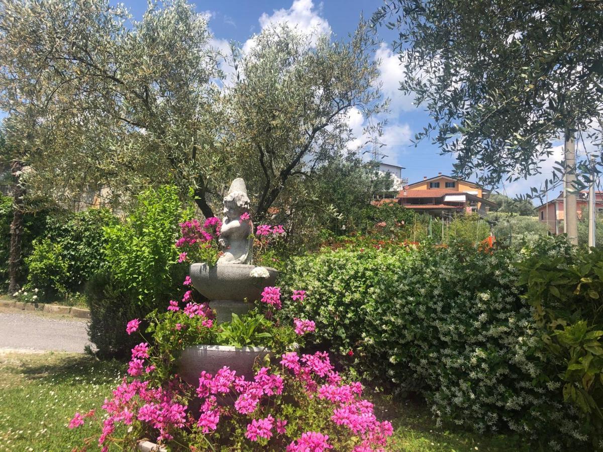 Albergo Ristorante La Greppia Montedivalli Chiesa Εξωτερικό φωτογραφία