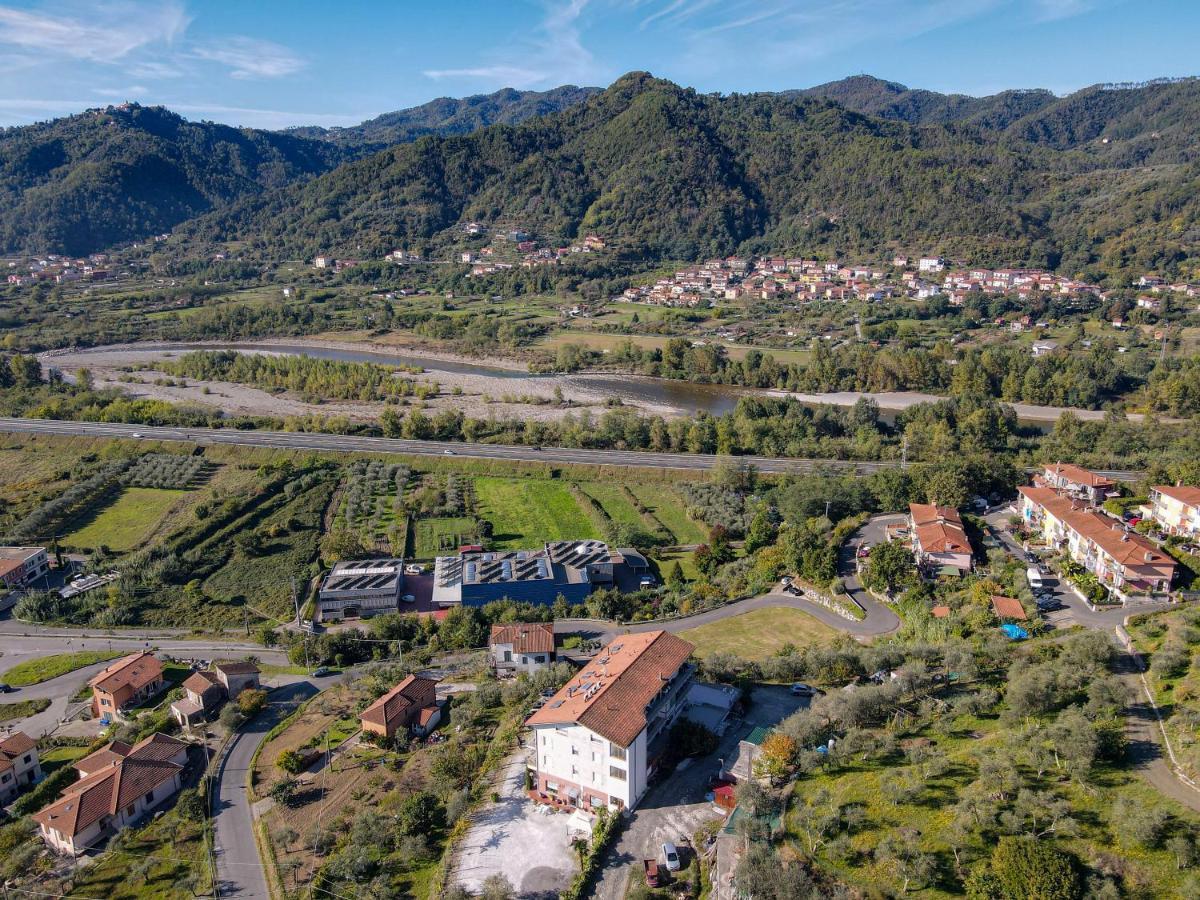 Albergo Ristorante La Greppia Montedivalli Chiesa Εξωτερικό φωτογραφία